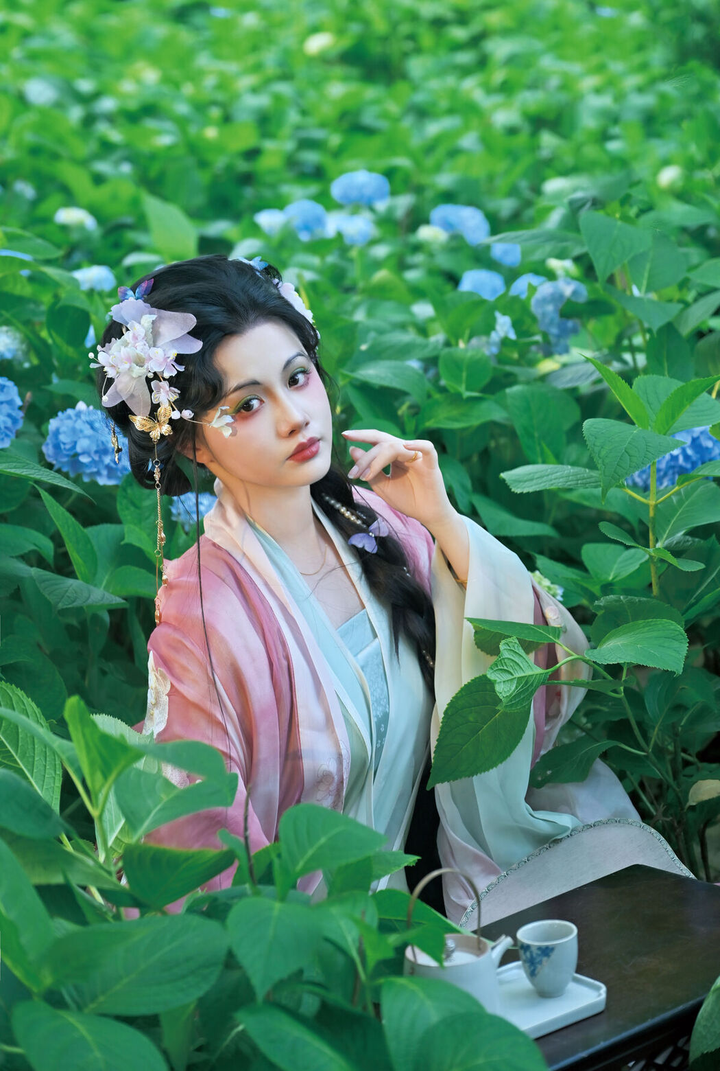 YiTuYu艺图语 Vol.7172 Yi Zhi Tou Lan De Li Li