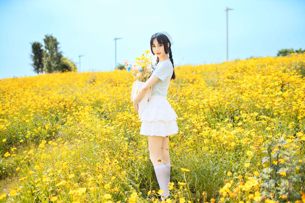 YiTuYu艺图语 Vol.7181 Qian Luo Nai You