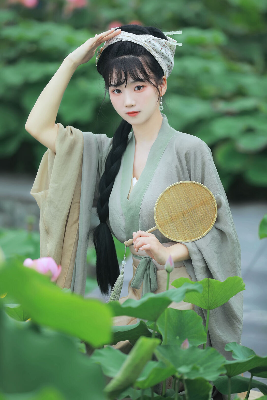 YiTuYu艺图语 Vol.7196 Zhou Zhou Ay