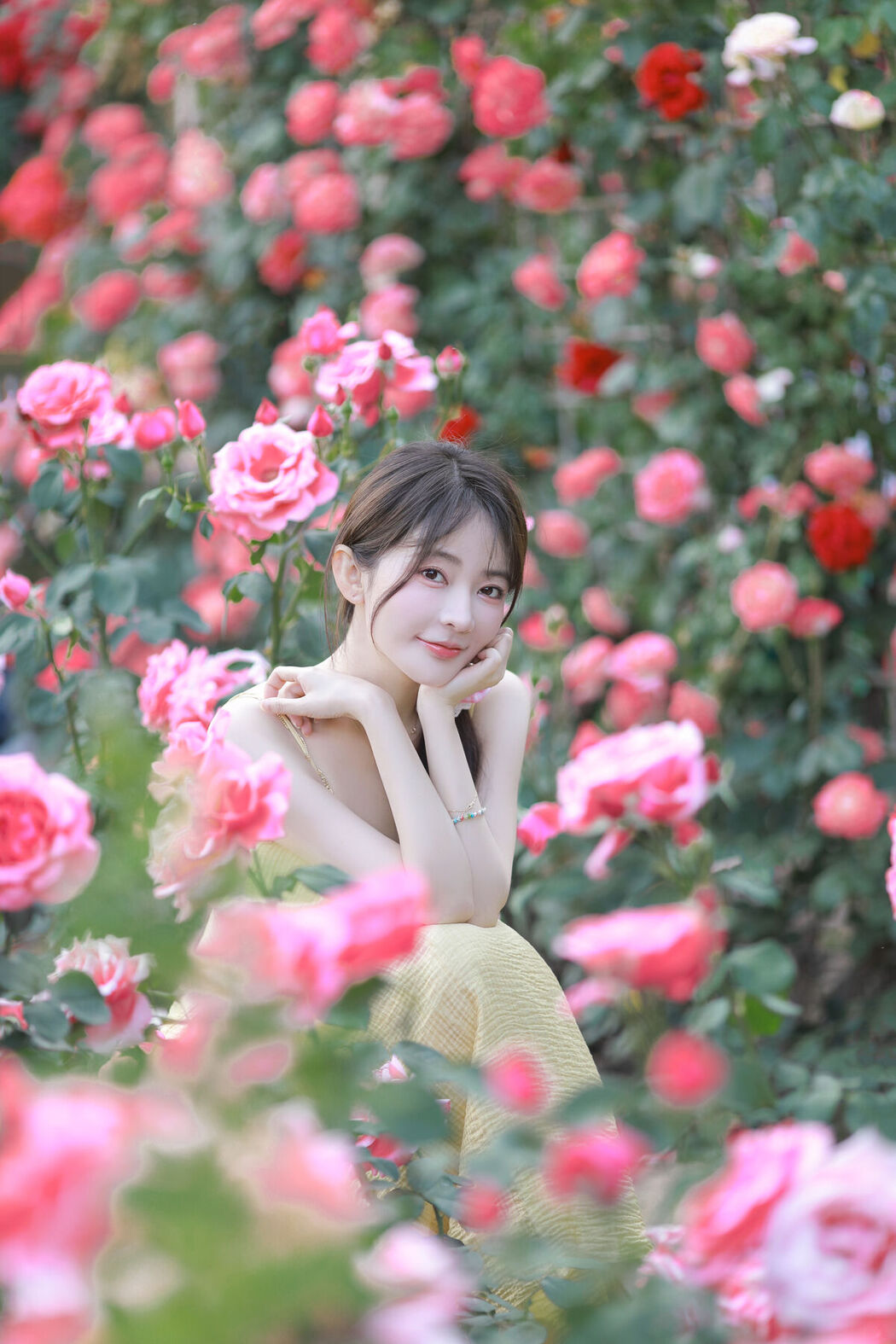 YiTuYu艺图语 Vol.7142 Yang Yi Mo