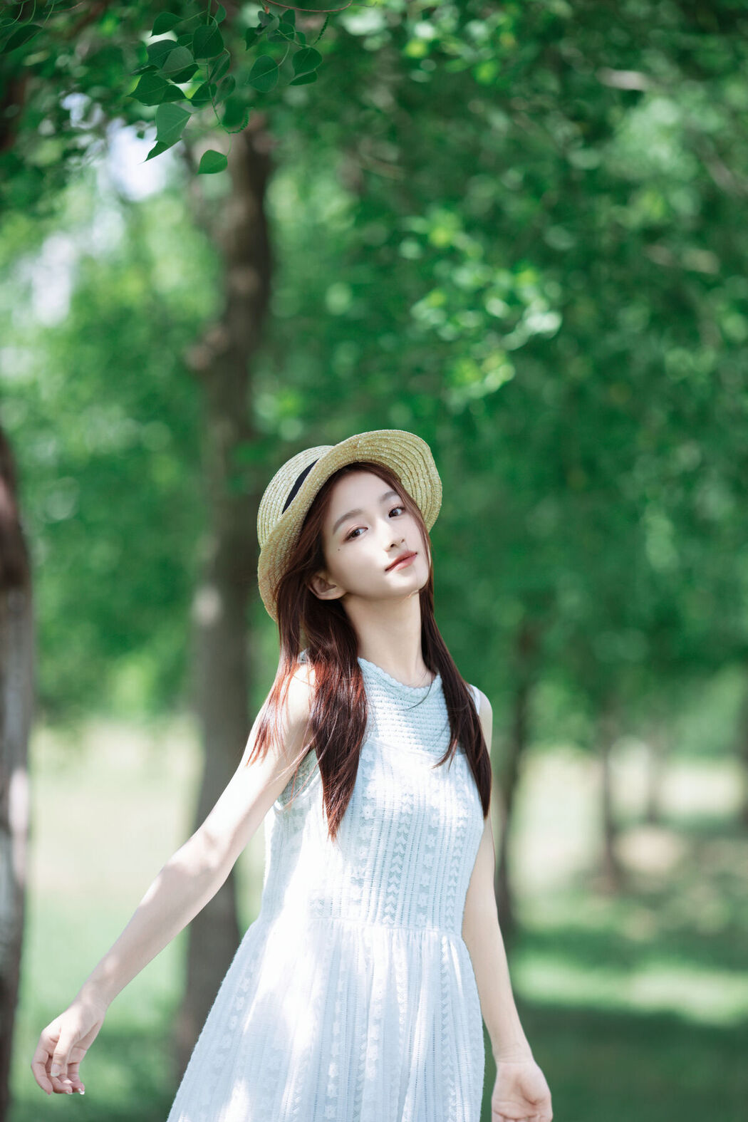 YiTuYu艺图语 Vol.7211 Yu Er