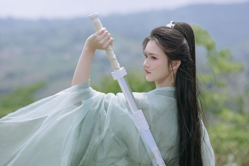 YiTuYu艺图语 Vol.7240 Xin Yu