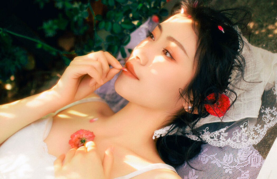 YiTuYu艺图语 Vol.7184 Ju Zi