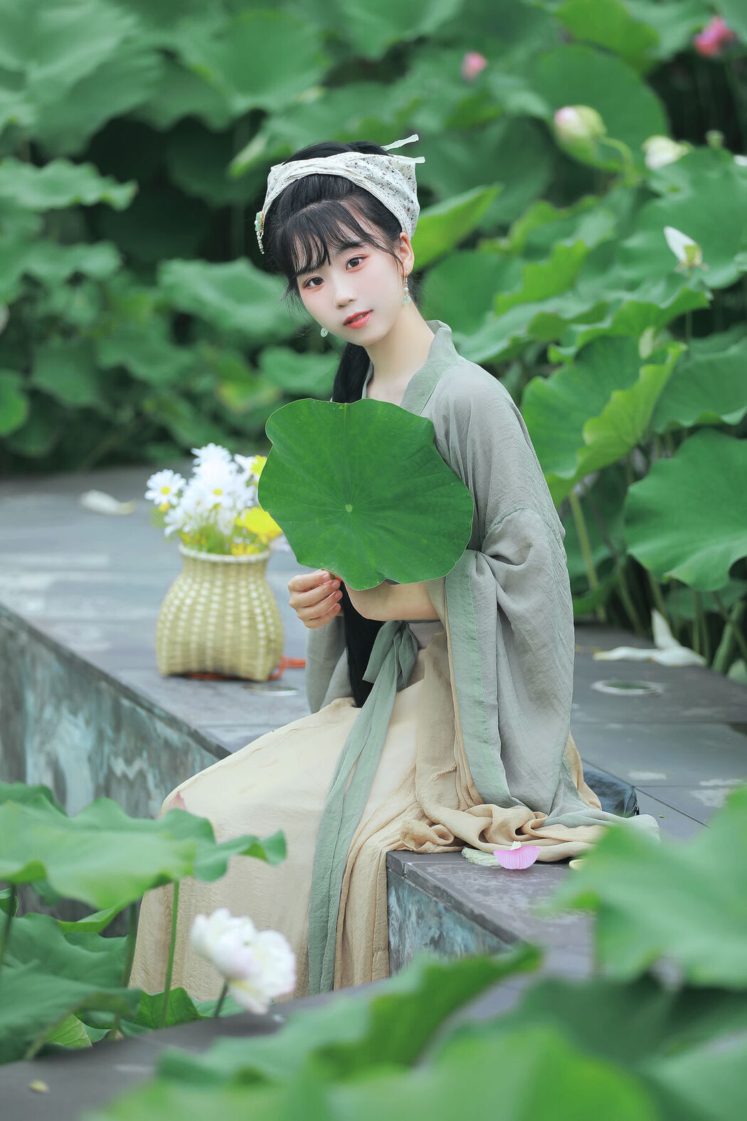 YiTuYu艺图语 Vol.7196 Zhou Zhou Ay