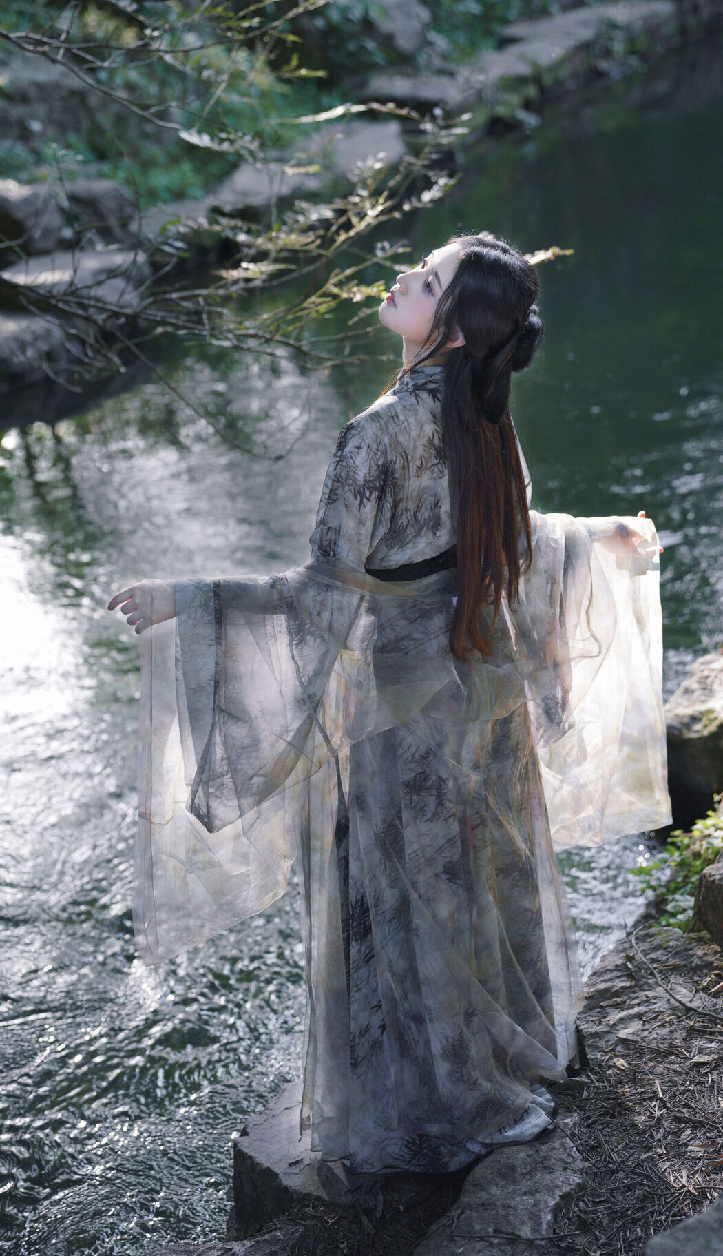 YiTuYu艺图语 Vol.7174 Zang Yi Tong