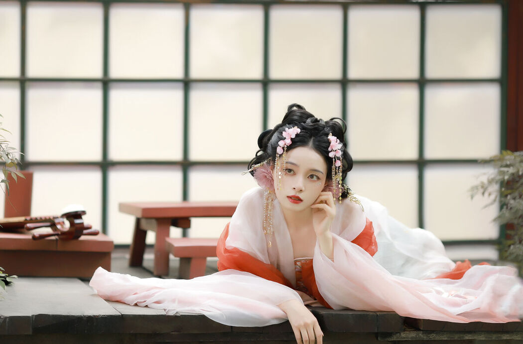 YiTuYu艺图语 Vol.7146 Sui Sui Ru Yi