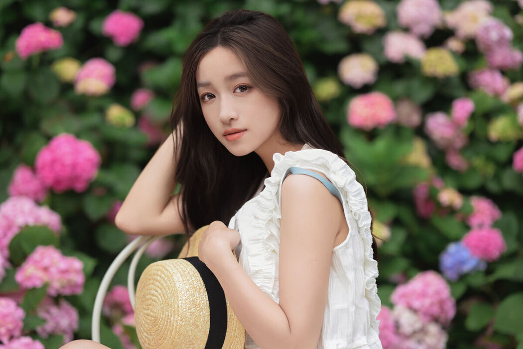YiTuYu艺图语 Vol.7203 Yu Er