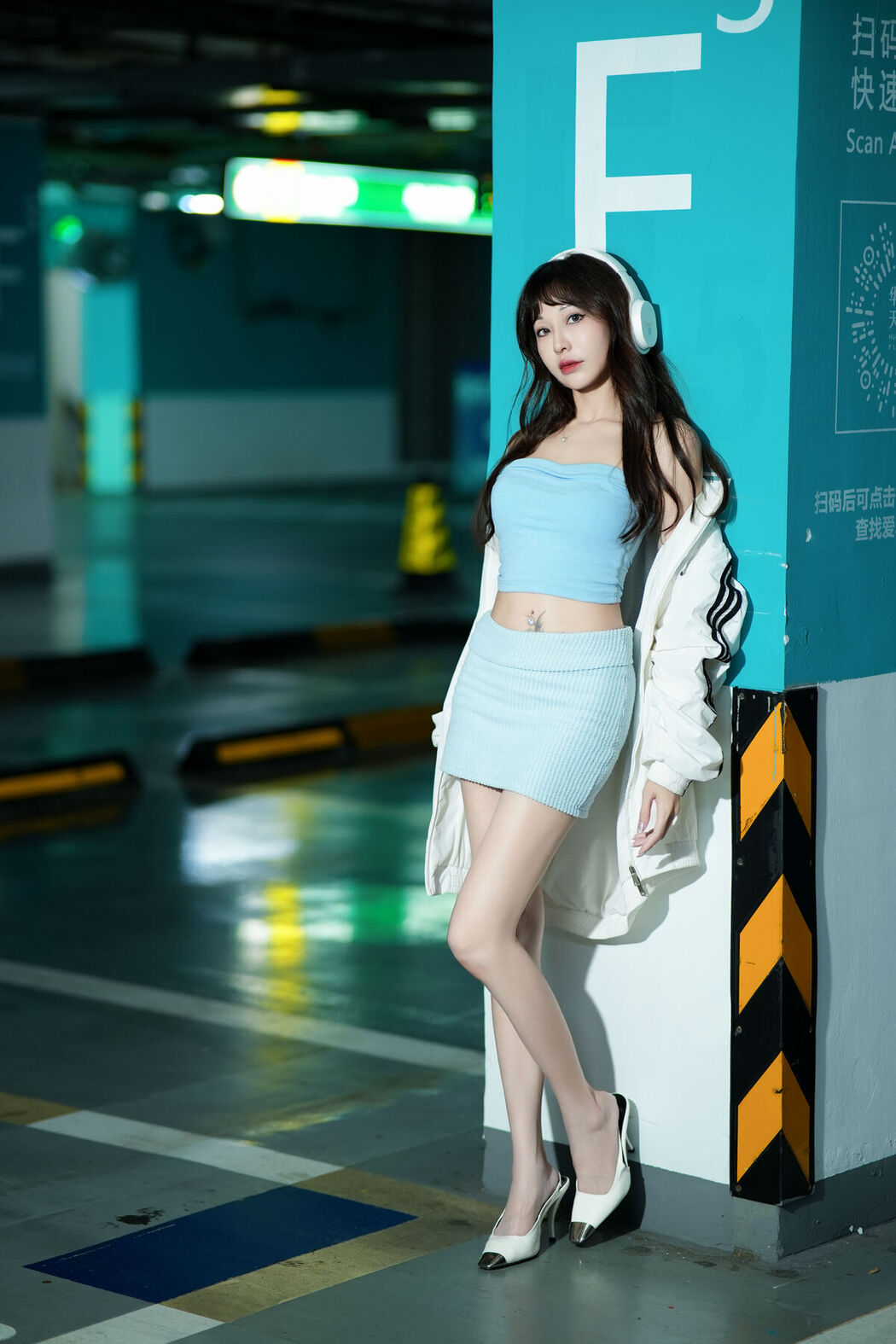 YiTuYu艺图语 Vol.7201 Swikey