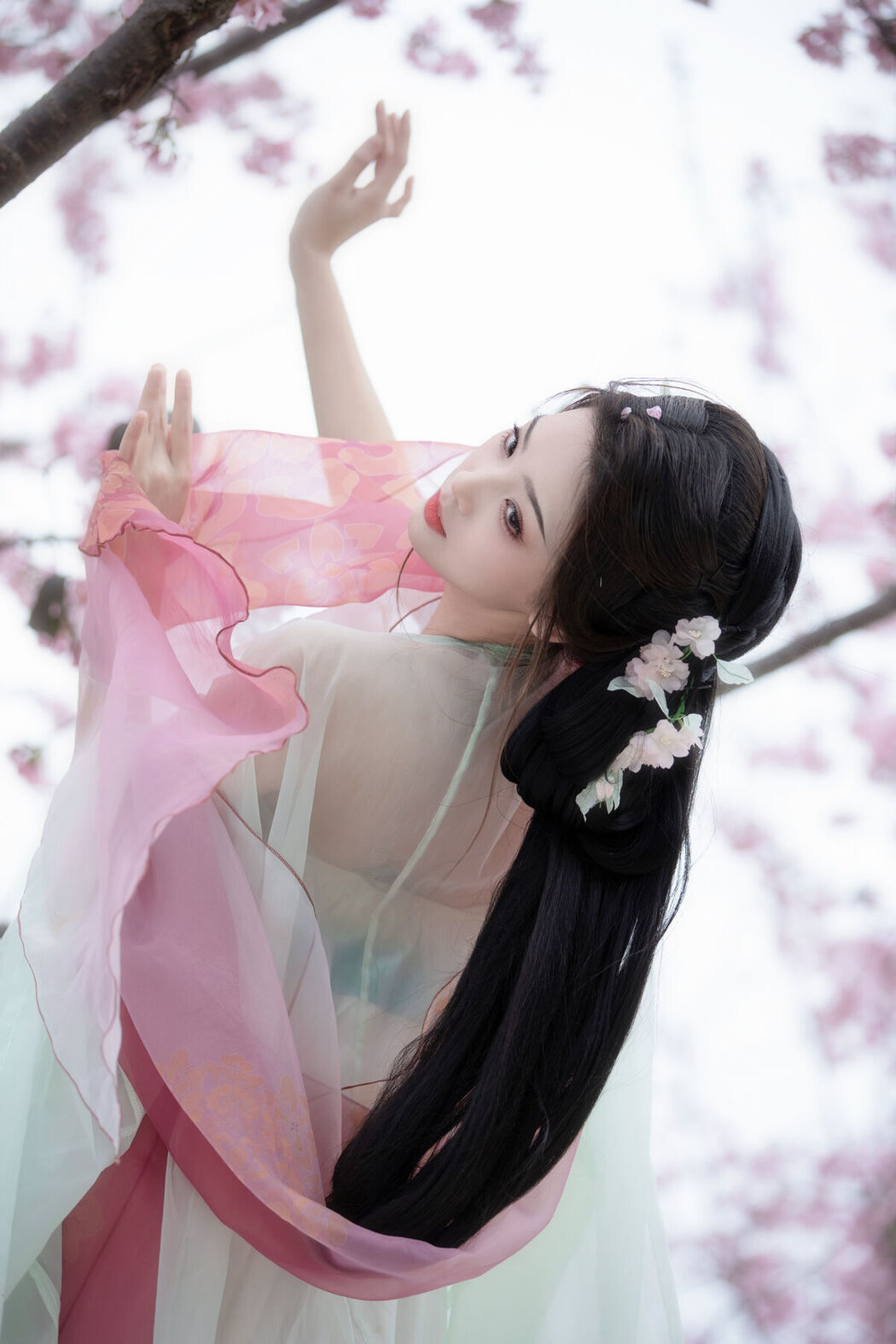 YiTuYu艺图语 Vol.7214 Zhi Zhi Qi