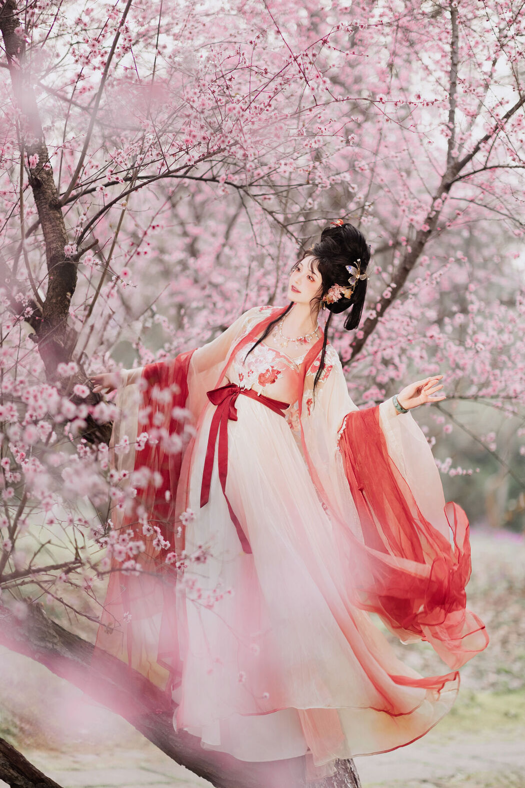 YiTuYu艺图语 Vol.7188 Lu Lu Haley