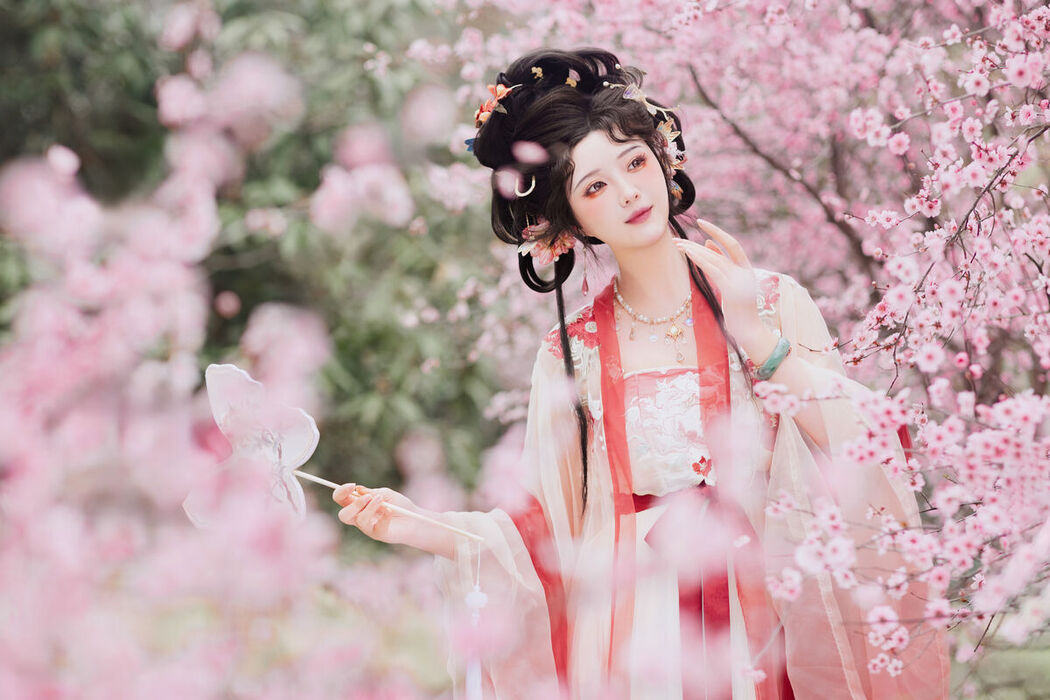 YiTuYu艺图语 Vol.7188 Lu Lu Haley