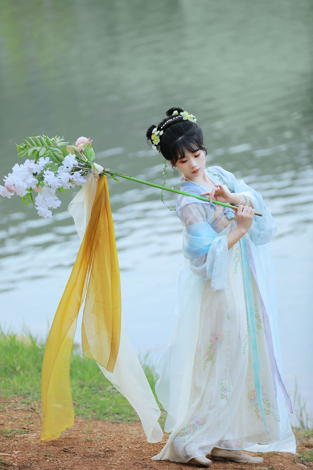 YiTuYu艺图语 Vol.7304 Zhou Zhou Ay