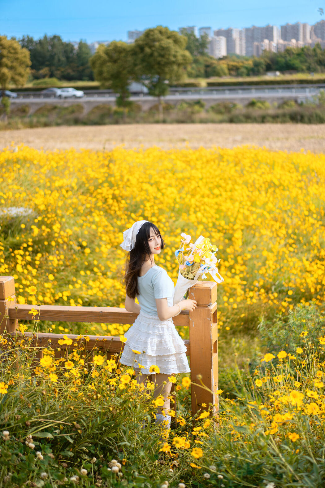 YiTuYu艺图语 Vol.7181 Qian Luo Nai You