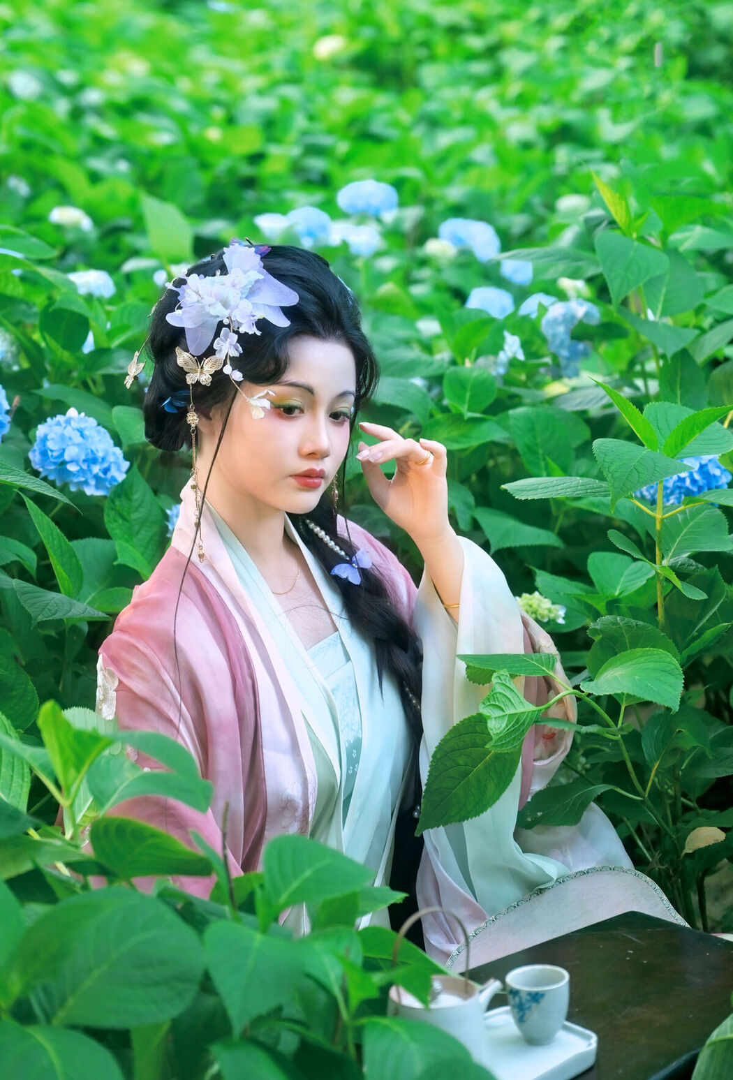 YiTuYu艺图语 Vol.7172 Yi Zhi Tou Lan De Li Li