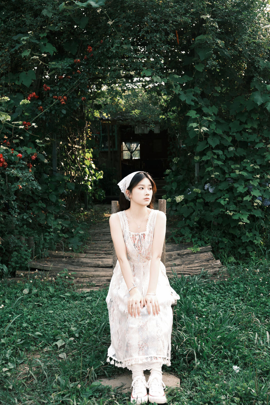 YiTuYu艺图语 Vol.7218 To Xiao Bei