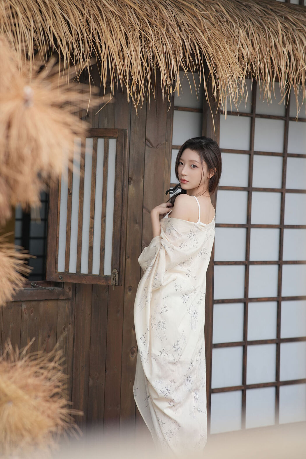 YiTuYu艺图语 Vol.7282 Lei Lei