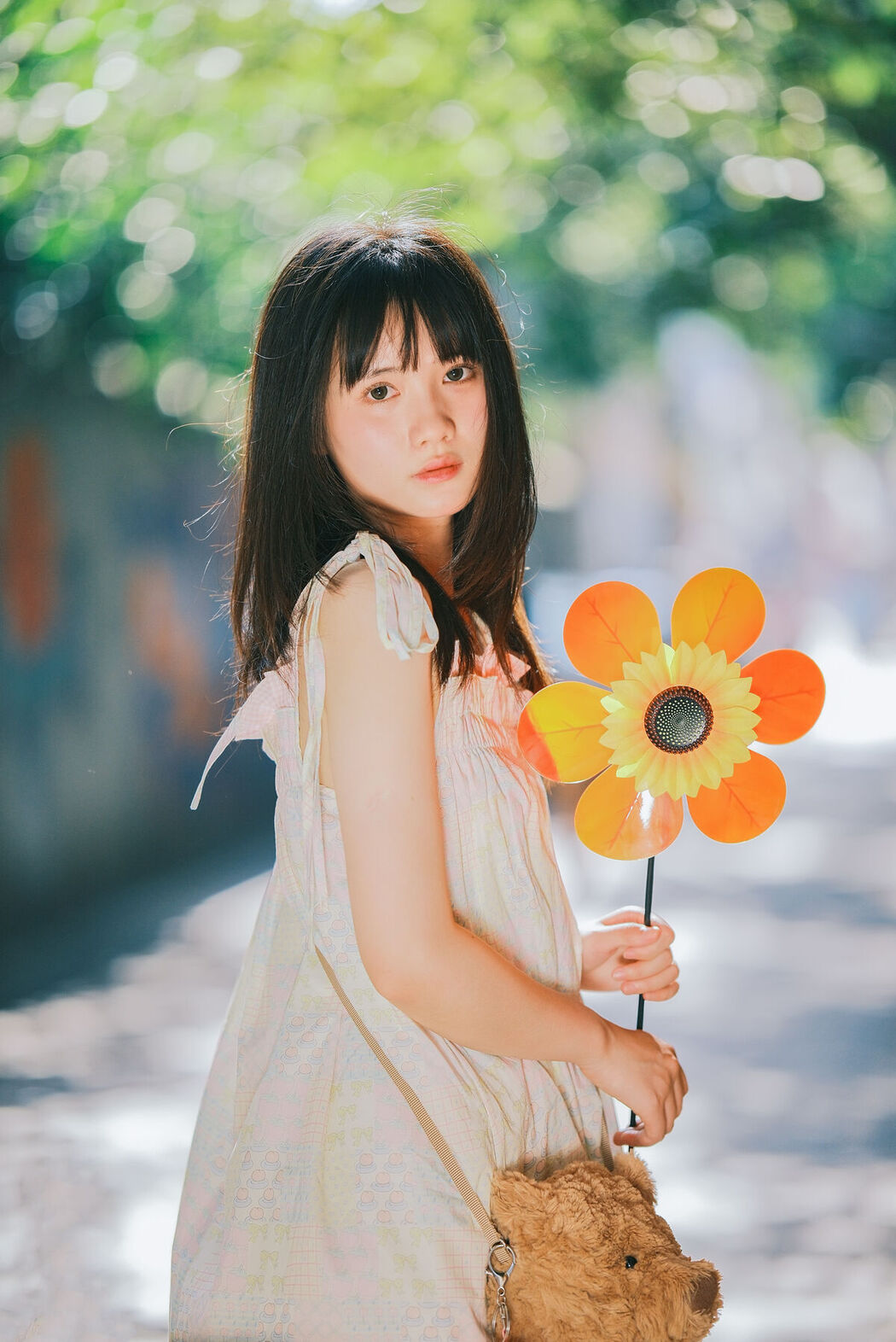 YiTuYu艺图语 Vol.7138 Bu Xu Qiao Er Lang Tui