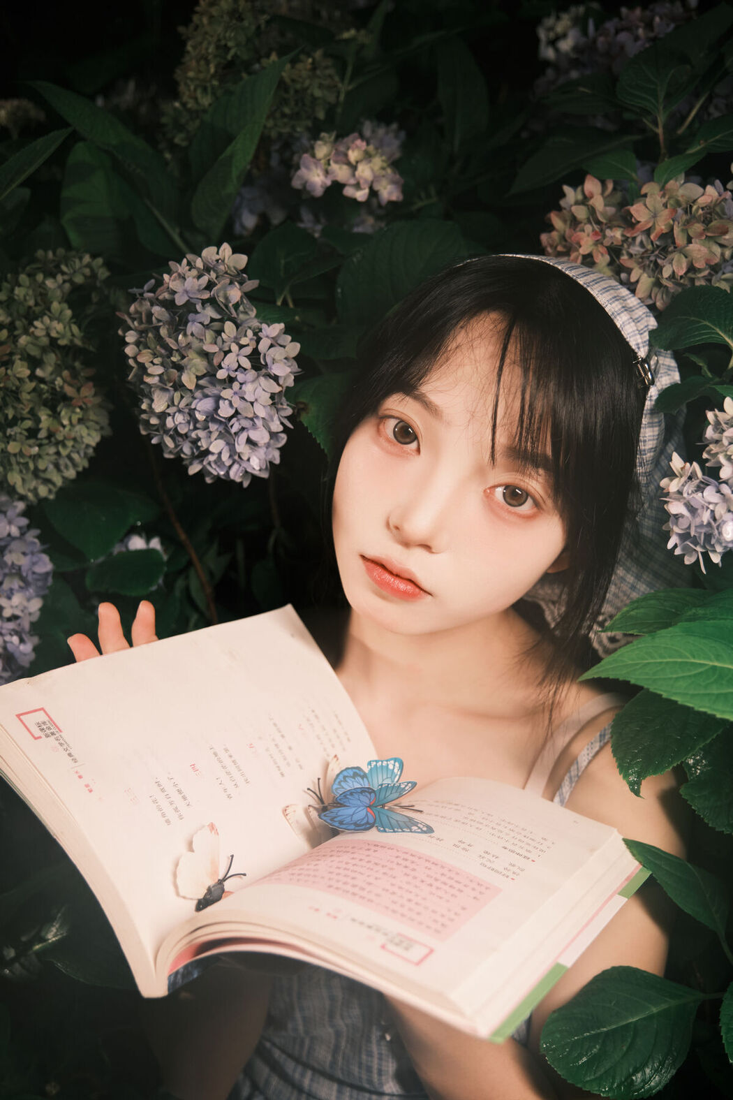 YiTuYu艺图语 Vol.7229 Jiu Cai He Zi