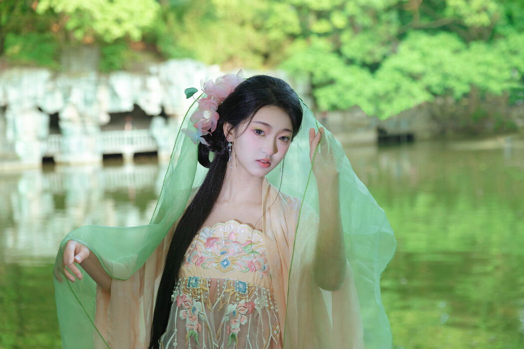 YiTuYu艺图语 Vol.7300 Leng Ku Wang Ye