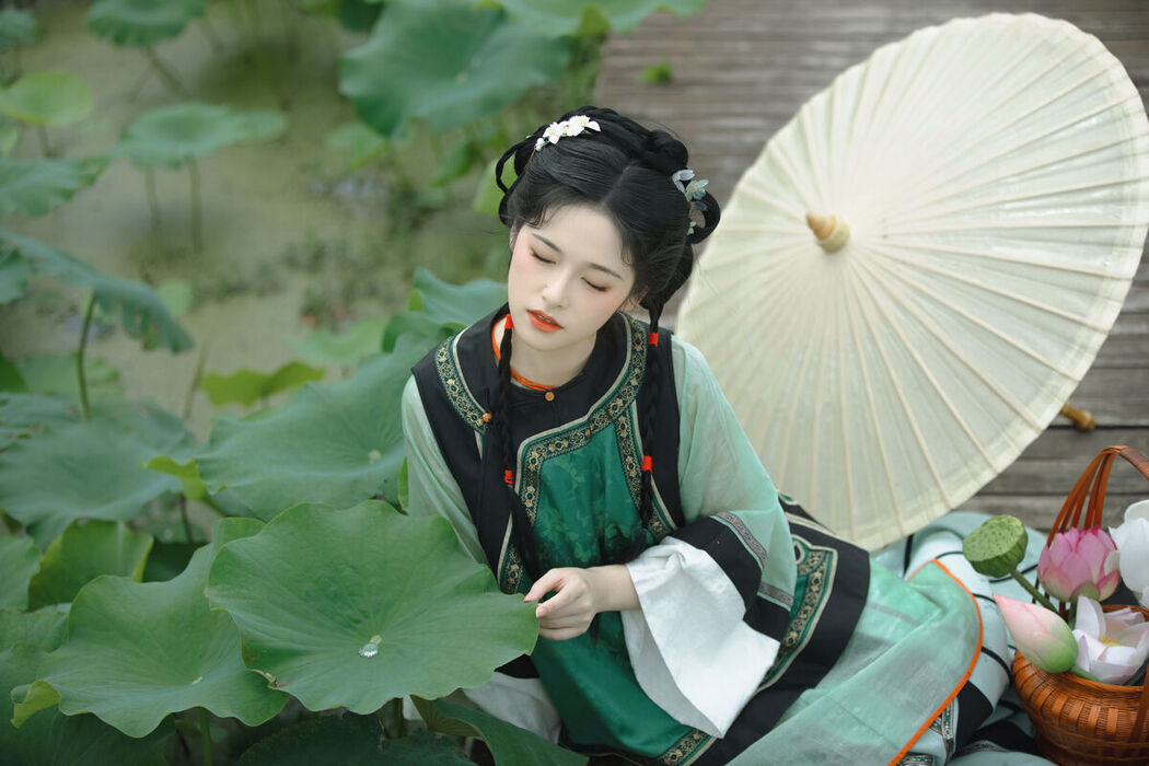 YiTuYu艺图语 Vol.7167 Tian Tian Quan Quan