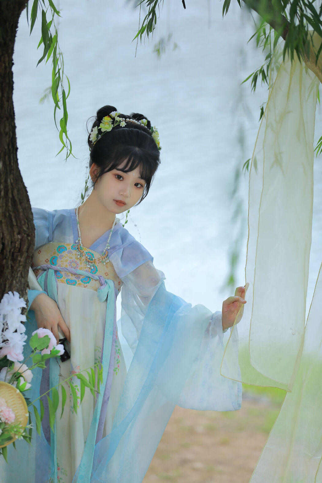 YiTuYu艺图语 Vol.7304 Zhou Zhou Ay