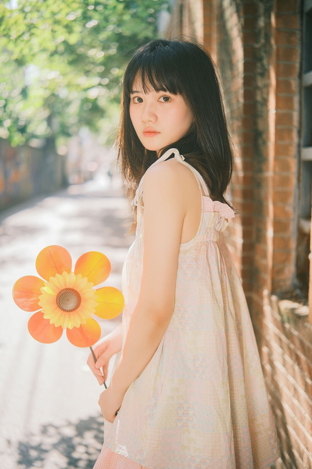 YiTuYu艺图语 Vol.7138 Bu Xu Qiao Er Lang Tui