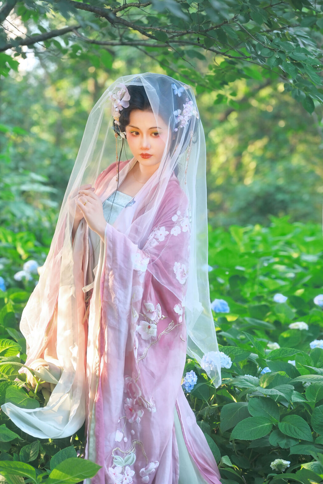 YiTuYu艺图语 Vol.7172 Yi Zhi Tou Lan De Li Li