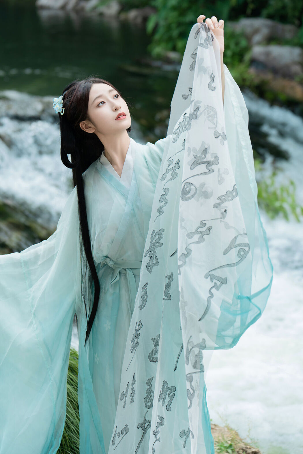 YiTuYu艺图语 Vol.7205 Xiao He