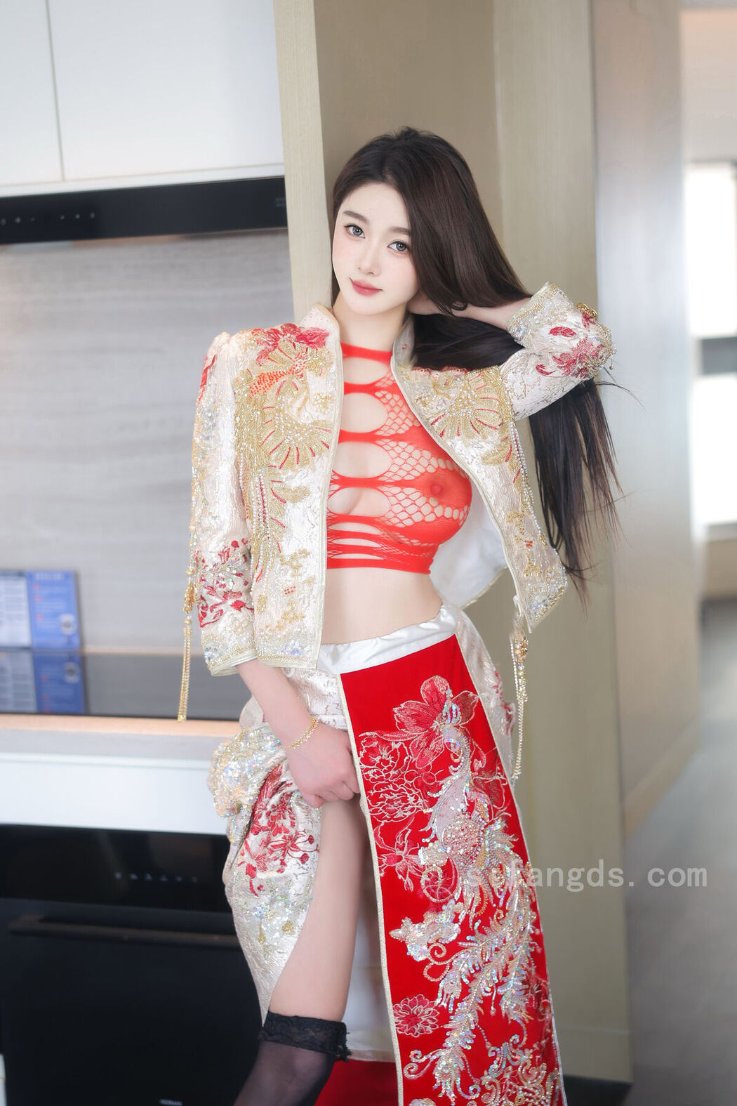 XR Uncensored Candy Tang Tang Candy糖糖 – R18 秀人网模特 新年礼服 Part1