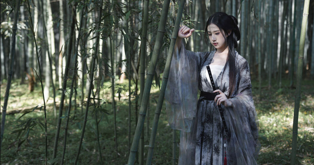 YiTuYu艺图语 Vol.7174 Zang Yi Tong