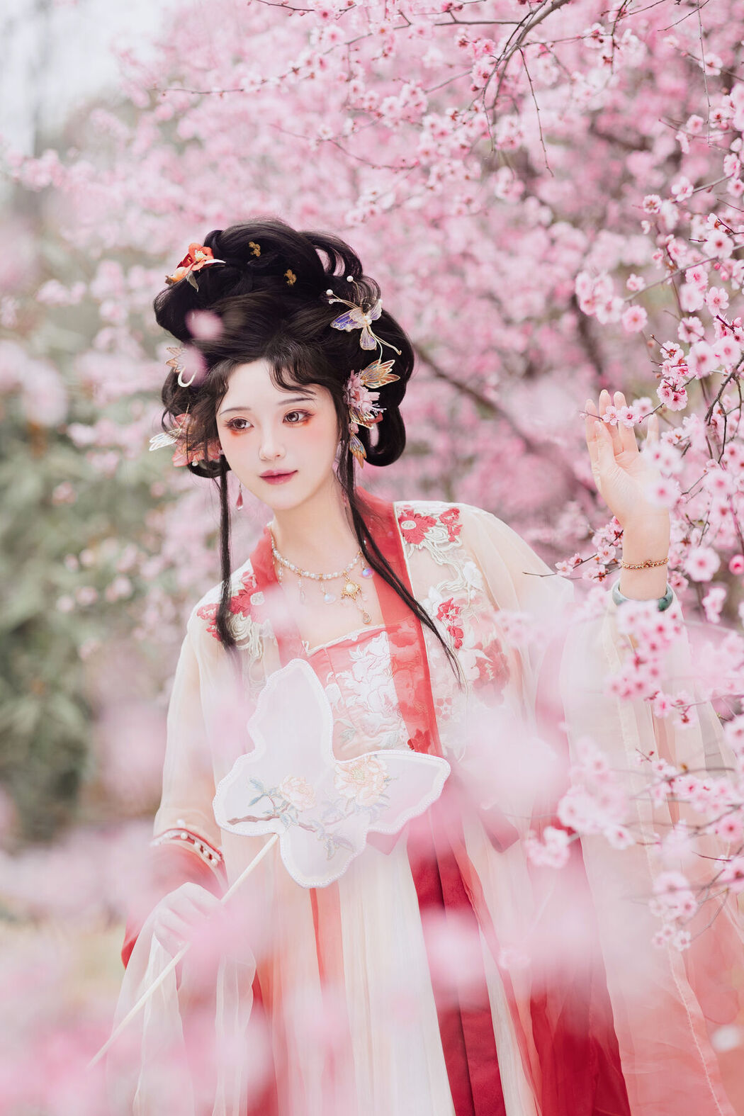 YiTuYu艺图语 Vol.7188 Lu Lu Haley