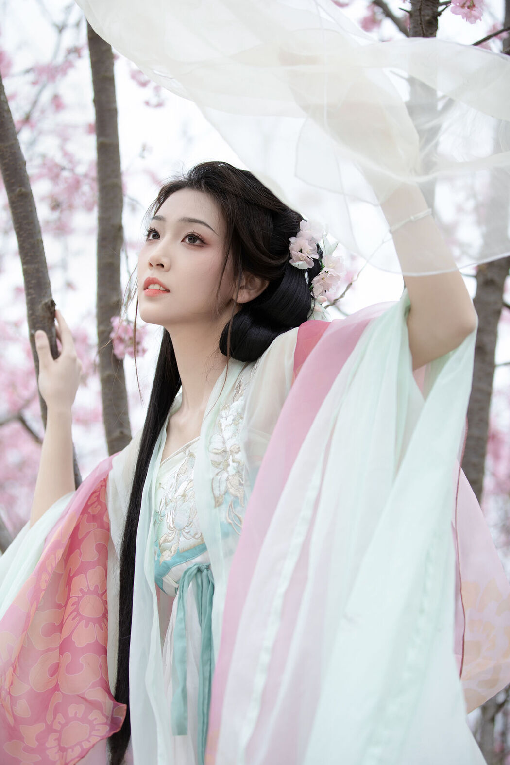 YiTuYu艺图语 Vol.7214 Zhi Zhi Qi