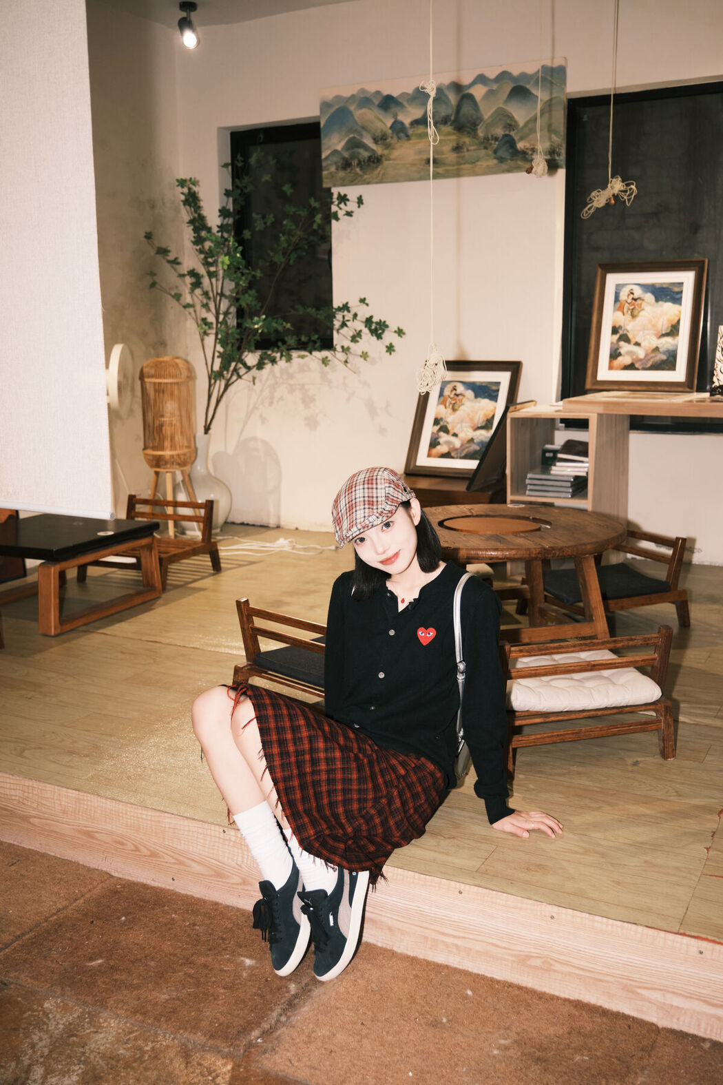 YiTuYu艺图语 Vol.7250 Jiu Cai He Zi
