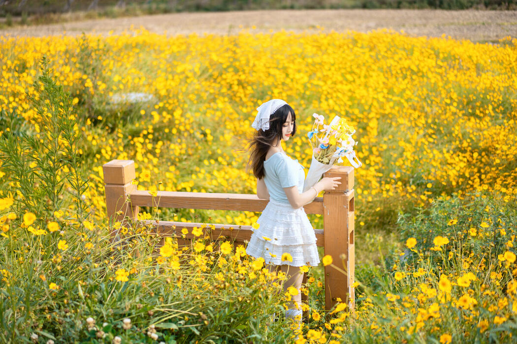 YiTuYu艺图语 Vol.7181 Qian Luo Nai You