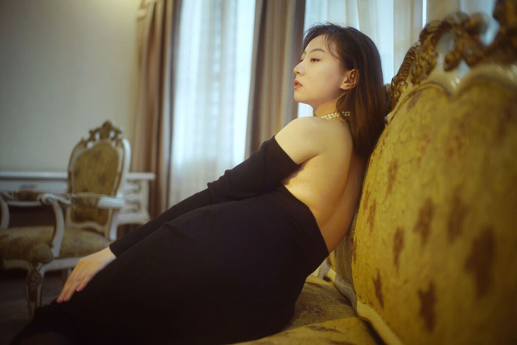 YiTuYu艺图语 Vol.7135 Sun Tu Tu