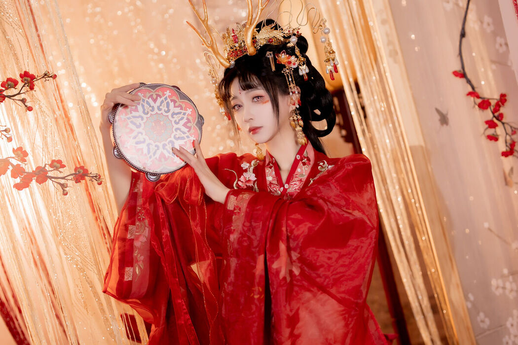 YiTuYu艺图语 Vol.7222 Qi Luo Sheng De Xiao Su Su