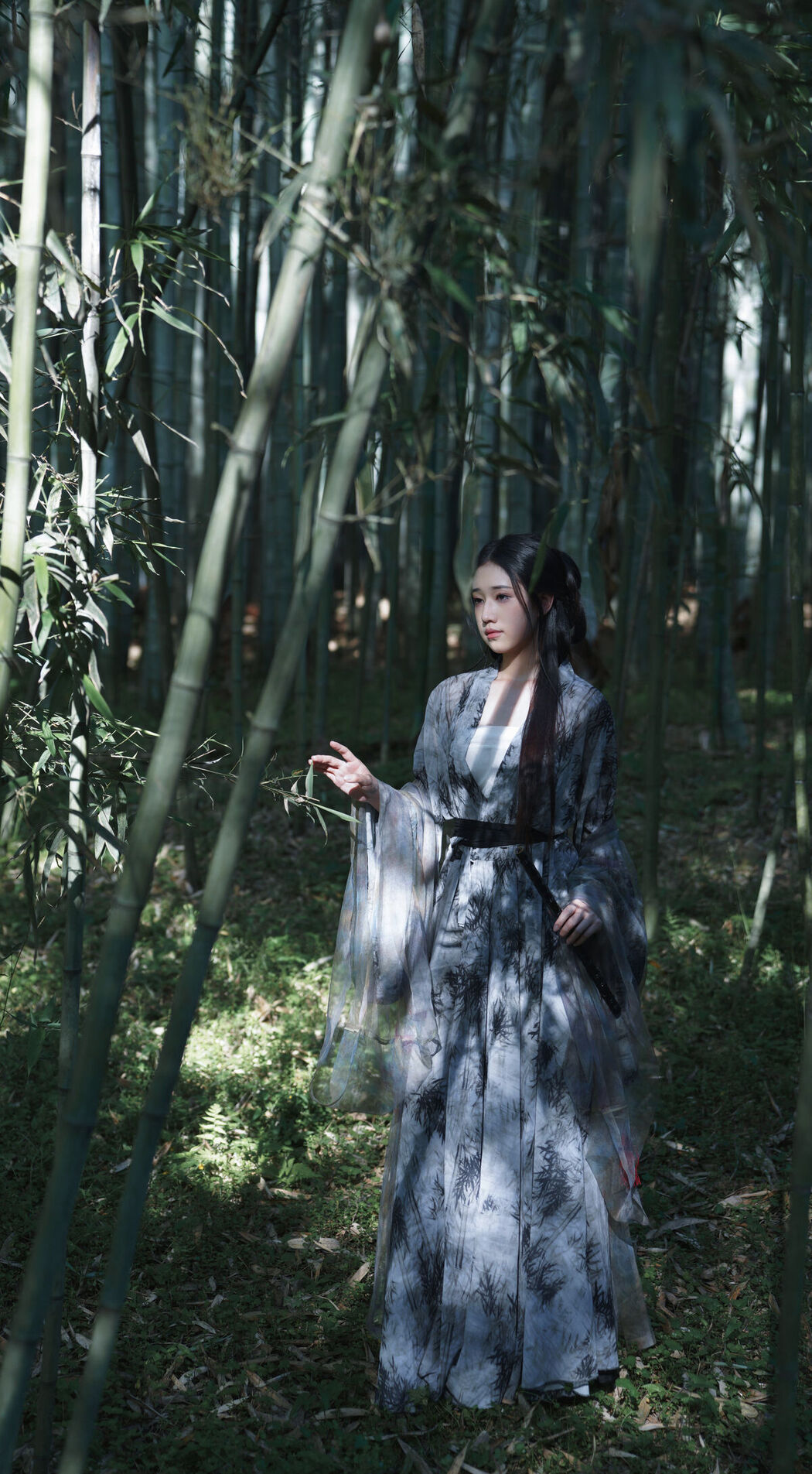 YiTuYu艺图语 Vol.7174 Zang Yi Tong