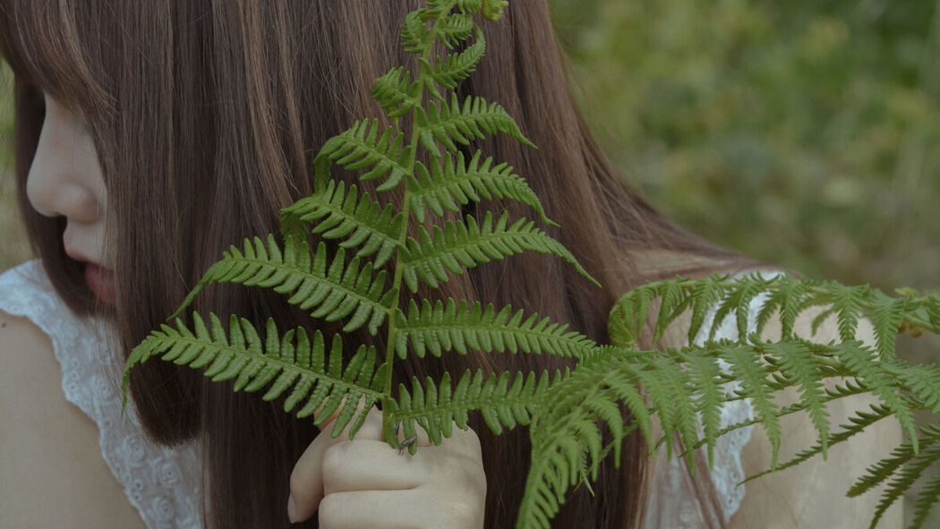 YiTuYu艺图语 Vol.7264 Yi Ge Xiao Cheng Zi