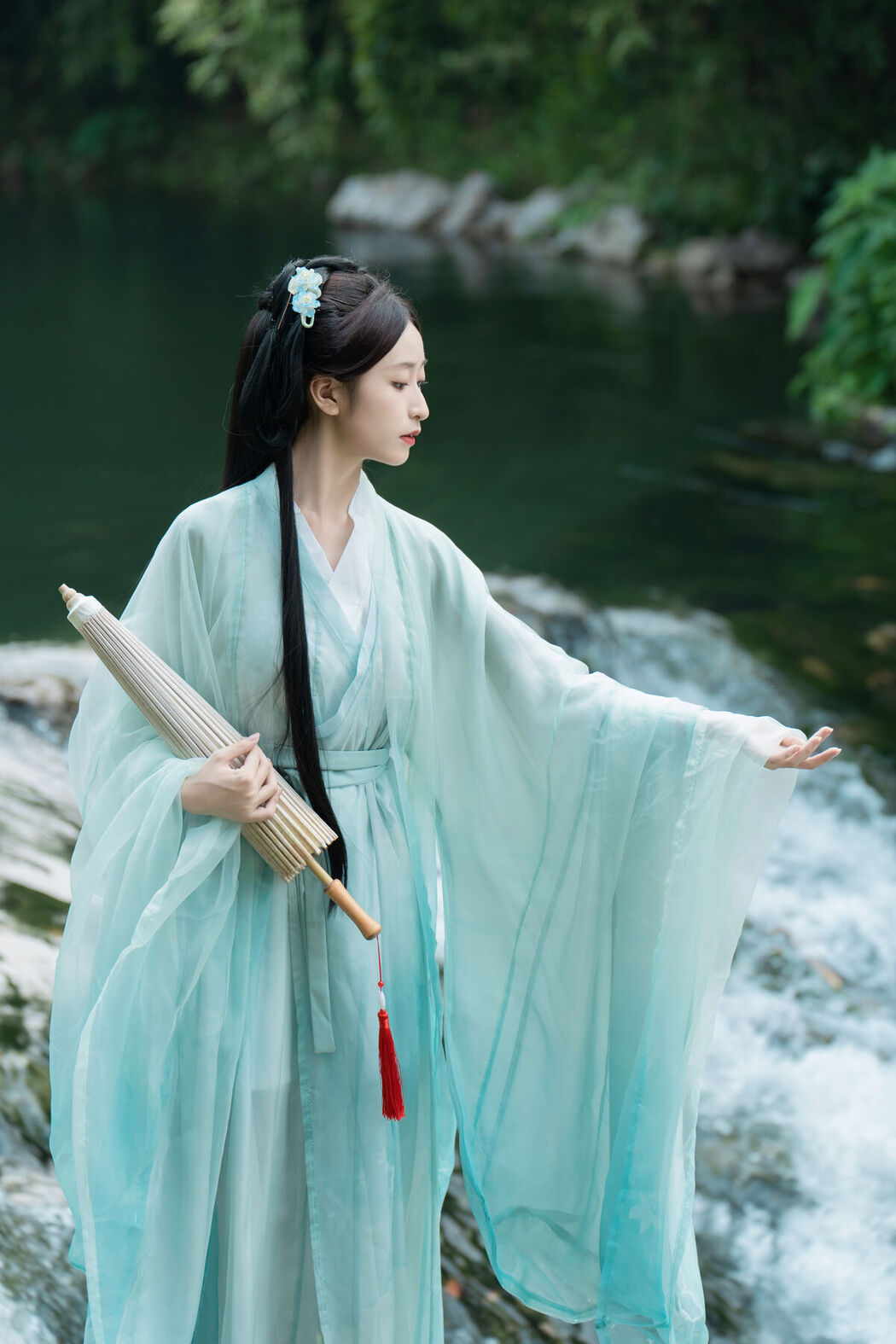 YiTuYu艺图语 Vol.7205 Xiao He