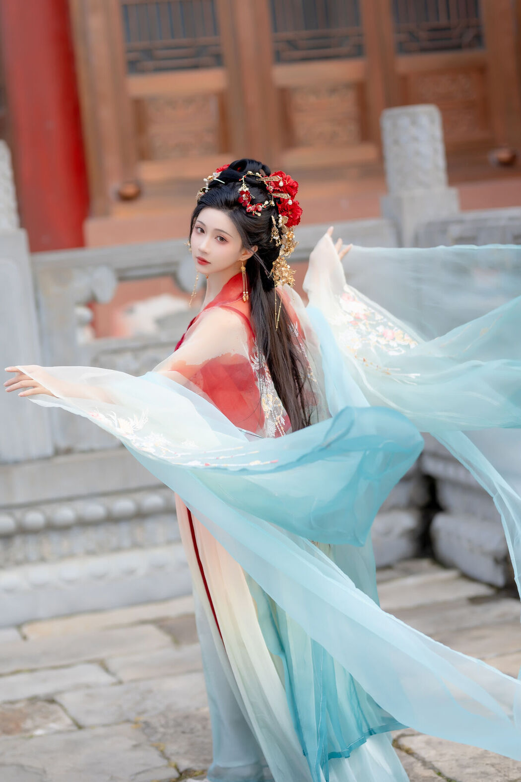 YiTuYu艺图语 Vol.7208 Qi Luo Sheng De Xiao Su Su