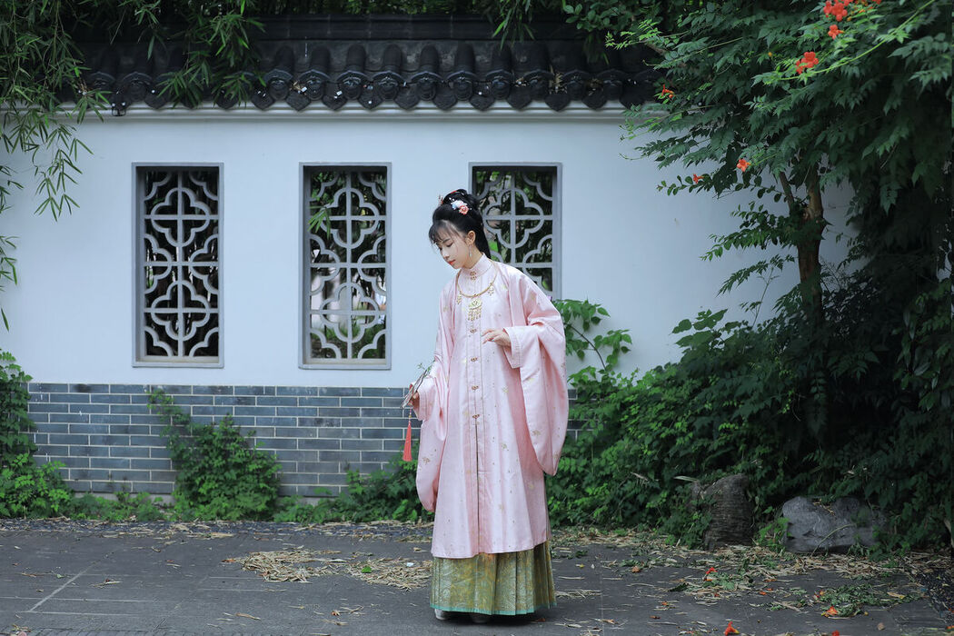 YiTuYu艺图语 Vol.7247 Jiu Niang Yuan Zi