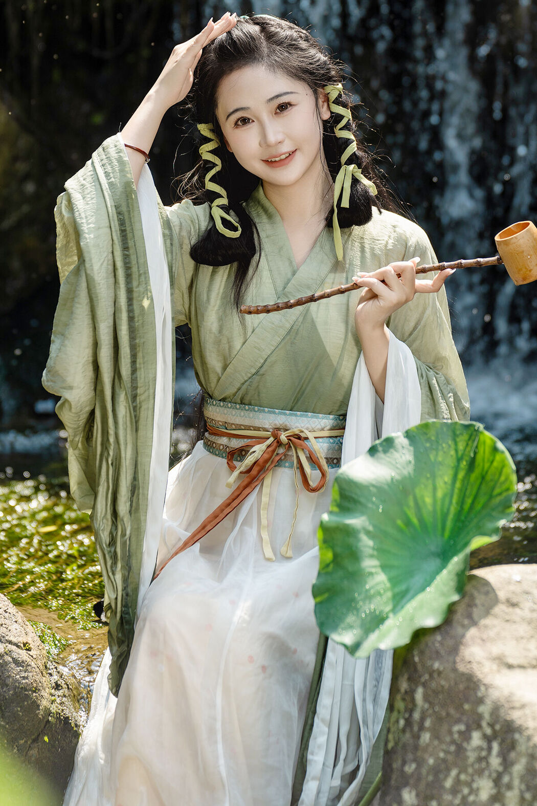 YiTuYu艺图语 Vol.7177 Jiao Yi Zhi Sui Sui Cover Photo
