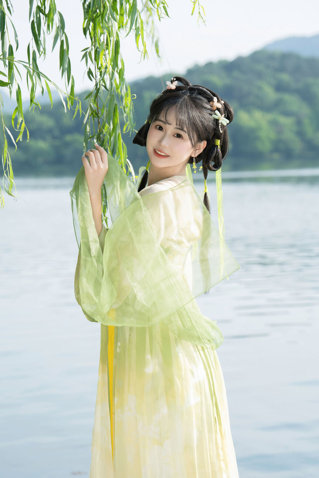YiTuYu艺图语 Vol.7153 Jiao Yi Zhi Sui Sui