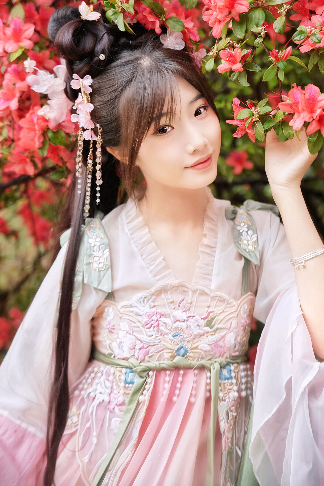 YiTuYu艺图语 Vol.7216 Xiao Qi Cover Photo