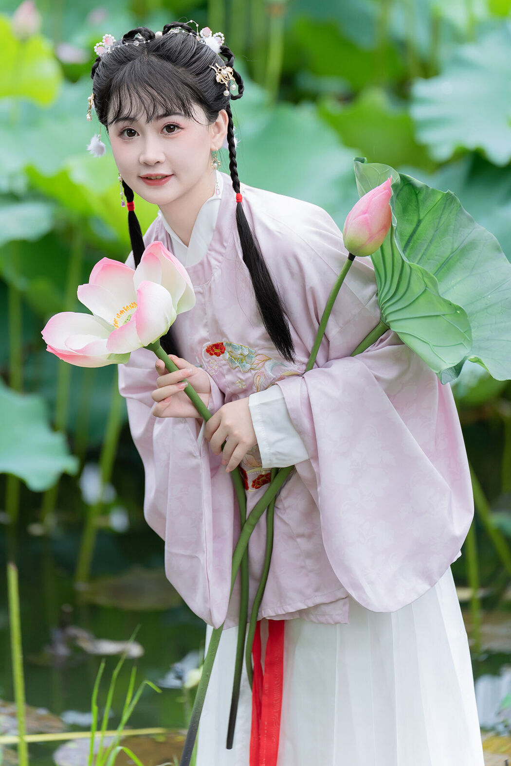 YiTuYu艺图语 Vol.7235 Jiao Yi Zhi Sui Sui Cover Photo