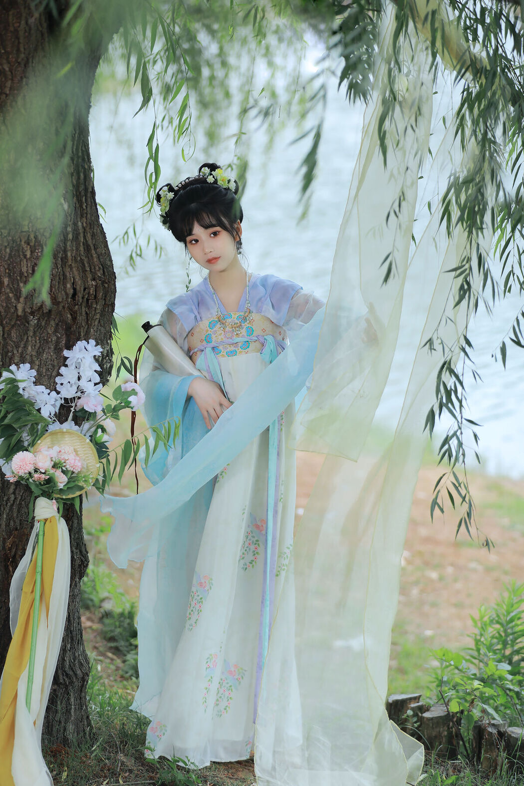 YiTuYu艺图语 Vol.7304 Zhou Zhou Ay