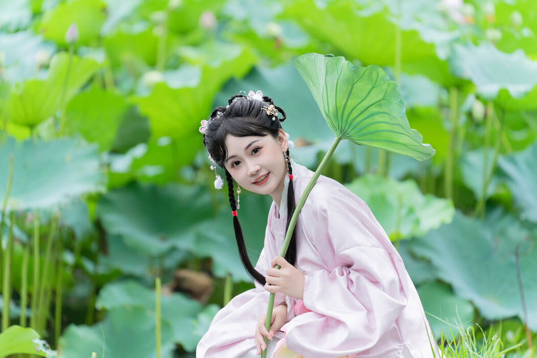 YiTuYu艺图语 Vol.7235 Jiao Yi Zhi Sui Sui