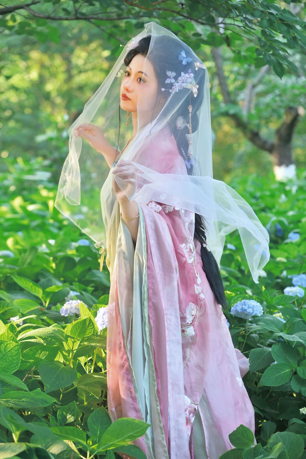 YiTuYu艺图语 Vol.7172 Yi Zhi Tou Lan De Li Li