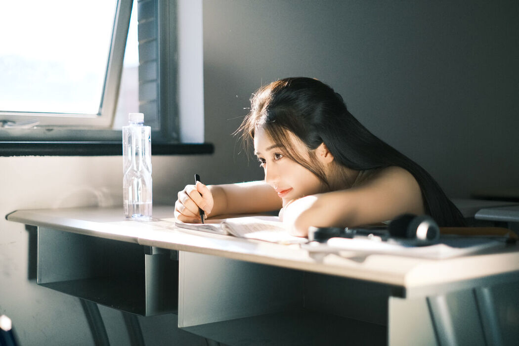 YiTuYu艺图语 Vol.7241 Le Yi Li Bunny