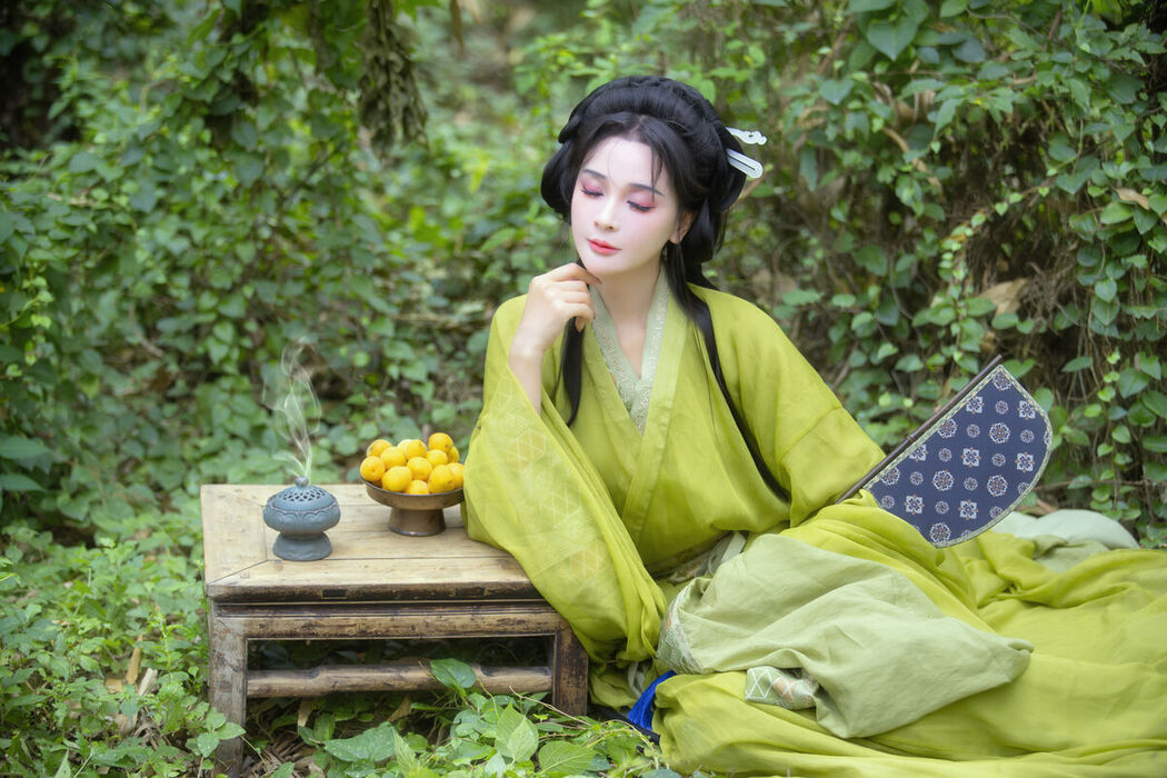 YiTuYu艺图语 Vol.7320 Miao Su Su